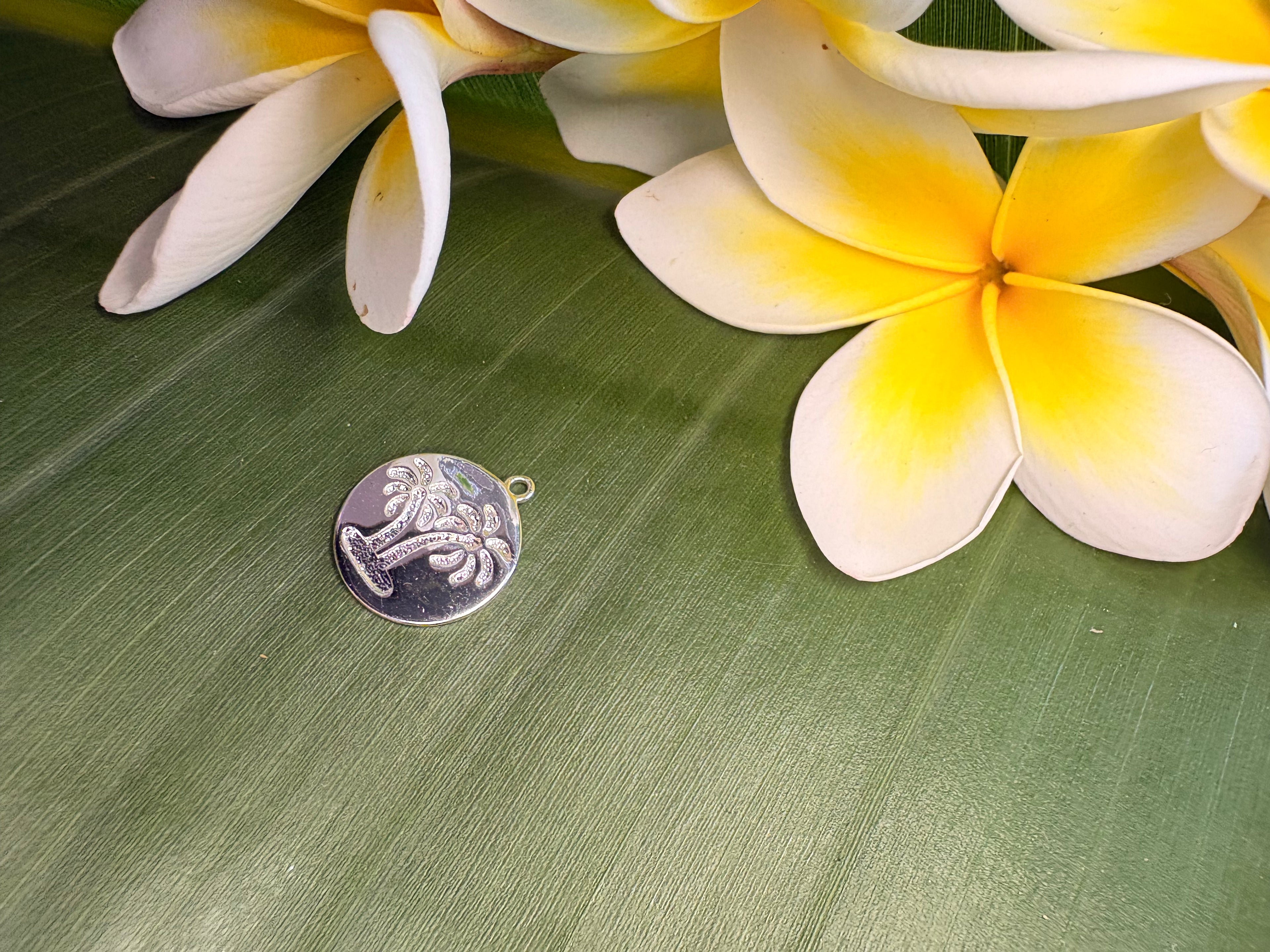 Silver Palm Tree Medium Pendant